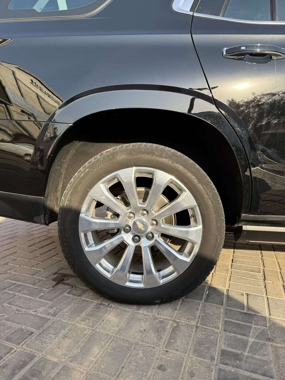 السلام عليكم 
تاهو برايمر موديل 2023 
السياره خليجيه وكاله المنصور مكفوله كفاله عامه من الصبغ والبارد والدبل كود وكافه العيوب المصنعيه 
ومغلفه PPF افلام حمايه 
ماشيه 30 الف وقابل للزياده 
رقم بغداد الانكليزي باسمي تحويل ثاني يوم
تبديل الزيت كله بالوكاله 
عنواني بغداد زيونه
السعر 59 الف
***********
