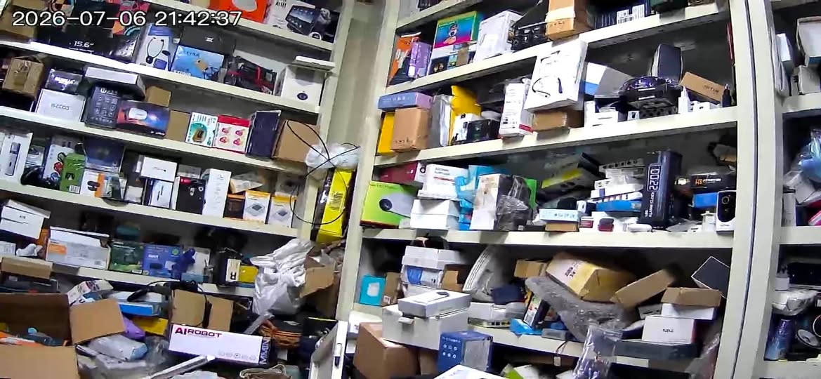 الي موصيني على كامرا شحن فول اج دي 
تشحن تايب سي ، توفرت قطعتين
القطعة 50 الف مع الرام


**إذا كنت صاحب هذا الإعلان وتريد حذفه لأي سبب، رجاءا أرسل رسالة إلى الدعم الفني**