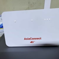 راوتر   اسياسيل جديد نوع( huawai ) نظيف  جديد استخدمته لمدة اسبوع + بي...