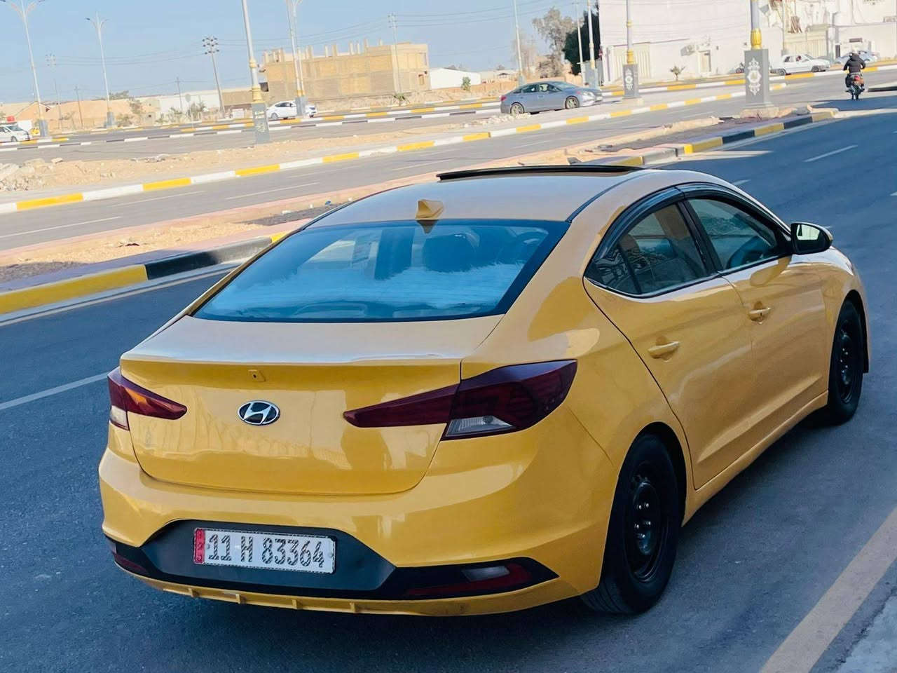 السلام عليكم للبيع هونداي النترا مديل 2019 وارد امريكي حادثه جاملغ خلفي فقط والباقي مكفول كله ليبل وحد موصفات فول موصفات فتحه بصمه شاشه كامره دوره تحكم رادار امامي جانبي تحديد مساره توقف ذاتي كير AT مكينه 2000 دوش سنويه لغاية 2030مصفره هيه وغرمات السياره جديده حيل وجاهزه واي نقص مابيه كير مكينه مكفولات حداديه تخم تاير تدفه تبريد ثلج السعر 123لاستفسار اكثر لاتصل على الرقم *********** مكان السيارة كربلاء مكلف بل نشر
