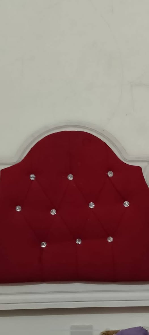 جرابي حديد قويات ٢ ..كاونتر المنيوم نظيف ..تخم ٨ مقاعد تركي يحتاج بس تنظيف


**إذا كنت صاحب هذا الإعلان وتريد حذفه لأي سبب، رجاءا أرسل رسالة إلى الدعم الفني**