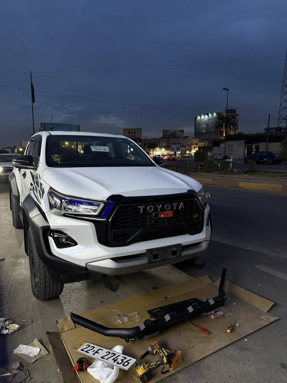 هايلوكس GR  2024
ماشيه ٤٧ الف 
مكفوله كفاله عامه من الشخط جديده لوك السياره عليها غراض متعوب عليها 

السياره سعودي ما بيه نقص للبيع 
٤٥٠ ورقه  بيه مجال بسيط 

***********
