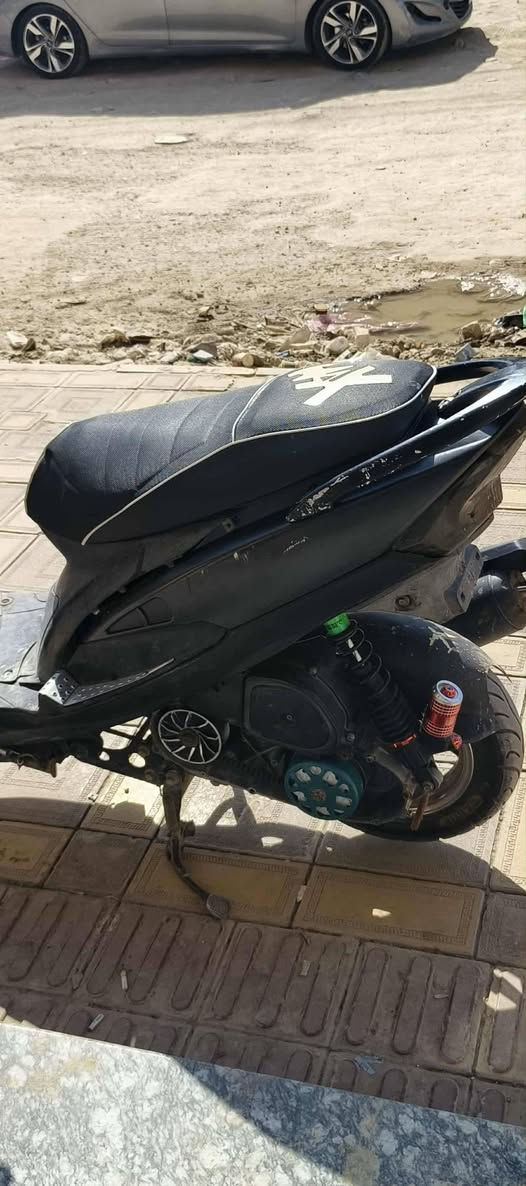 السلام عليكم حبايب دراجه ماكس ياباني للبيع الدراجه شلعه ومعدل فول مال جناي الدراجه تطبك باب المحل لليل ياله اشغلها ورجع للبيت مامتعبها ابد 
مواصفاتها :
كلچات رياضي
صالنصه رياضي 
بوشه 55 طياره
سلف 55 يخبل نكره اقل ثانيه تشتغل 
وياله رياضي
دبلات امامي خلفي رياضي 
بريك شغال
كهربائيات كلها شغاله حتى الاشاير شغاله
دراجه تخبل تجي تفحصها وتاخذها بلواقع احلى من الصور متذب عليها اي شي بس بانزين ودهن وتطلع بيها السعر 550 وبي مجال للشراي ❤
مكاني حله حي الامام علي


**إذا كنت صاحب هذا الإعلان وتريد حذفه لأي سبب، رجاءا أرسل رسالة إلى الدعم الفني**