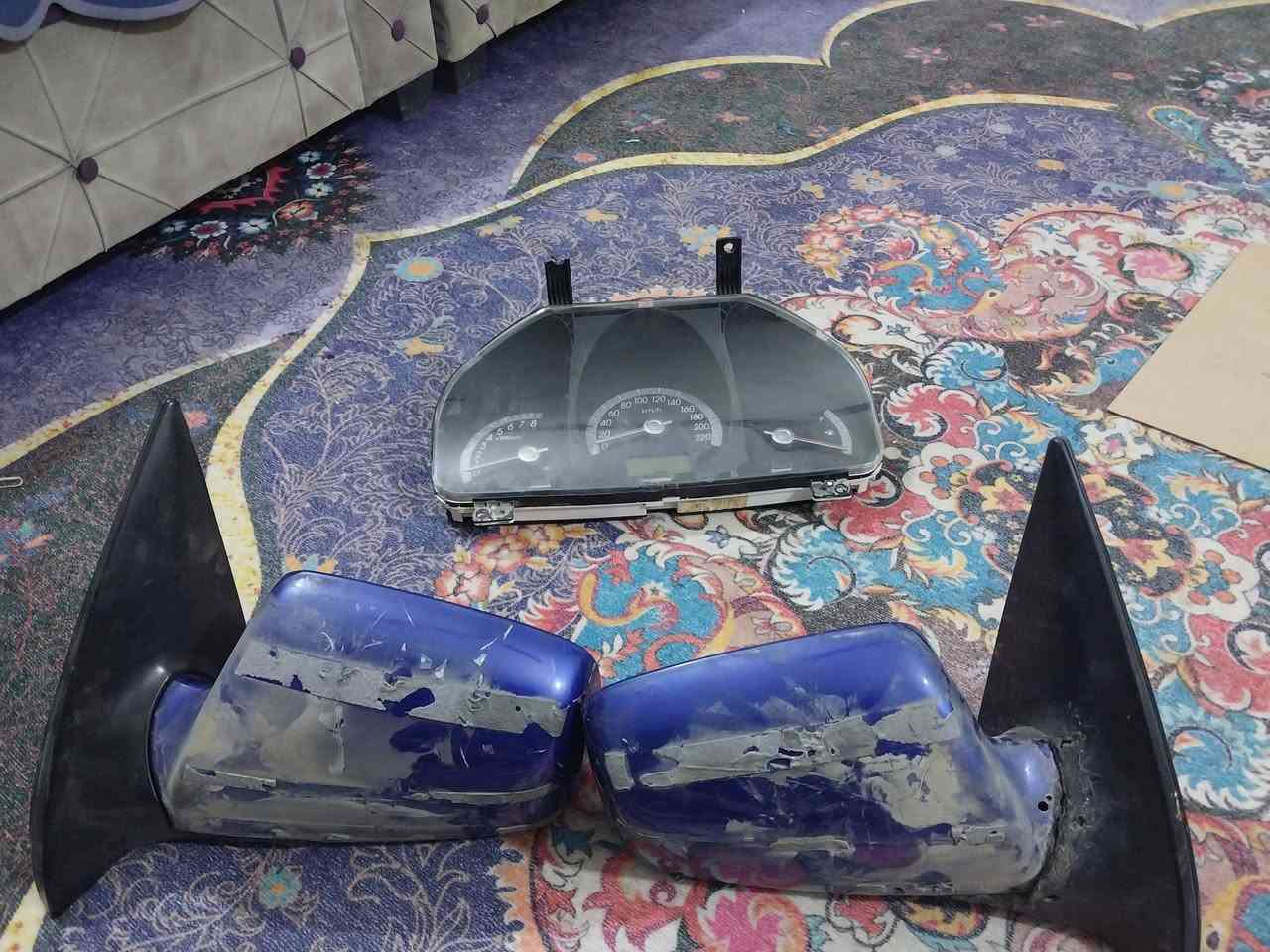 اغراض كيا سبورتاج للبيع اصلي مرايات شباك عبوه كامله عينه ***********
