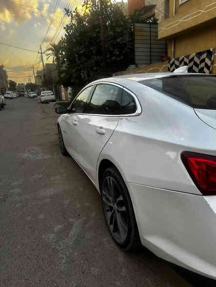 السلام عليكم ماليبو 2023 دخول جديد  Lt بأسمي محرك 1500 سياره جديده وجاهزه  موصفاات كشنات كهرباء تشغيل عن بعد حادث قطعه واحده صبغ رايدها 138 وبيها مجال بسيط

***********واتساب
