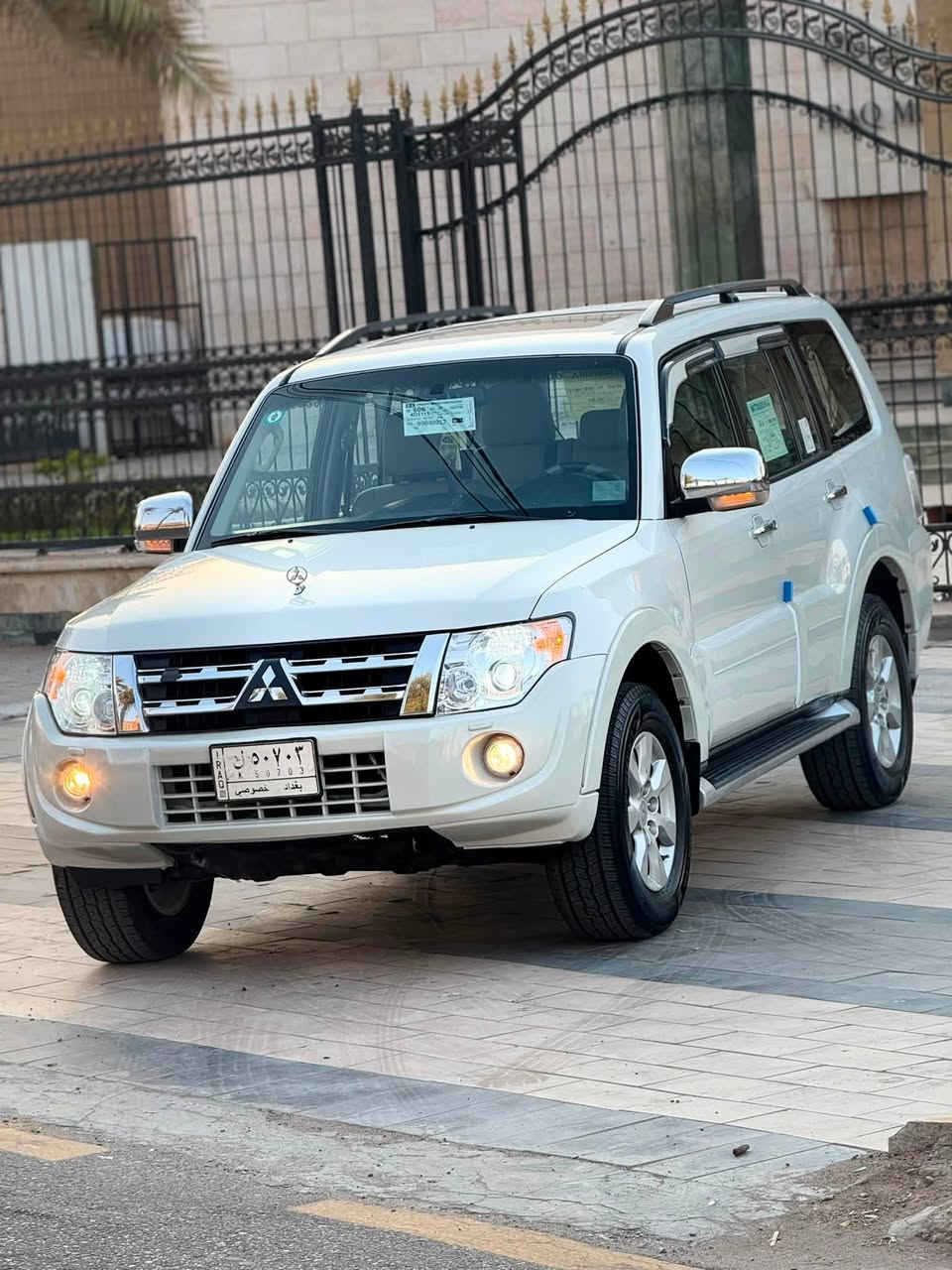 باجيرو 2013  حبتور فول مواصفات لون ابيض صدفي حجم المحرك 3500 رقم  بغداد مشروع واطني بدون حادث  سيارة  مكفوله كفاله عامه سياره كلين عله واضع الشركه معروفه خليجي السياره جديده مال جناي فورويل نضام دفلوك كشنات كهربائي اشارة بل مري شفط تحكم ستيرن شاشه اندرويد شاشات خلفيه  اصليه فتحه تبريد ثلاث قطع حساسات خلفيه زاد ثلاجه تخم تاير كير مكينه حداديه خير من الله سياره جديده لوك محرك 6السعر149  اتصل وبيك خيروتدل ***********مكان السياره بغداد الكرخ
