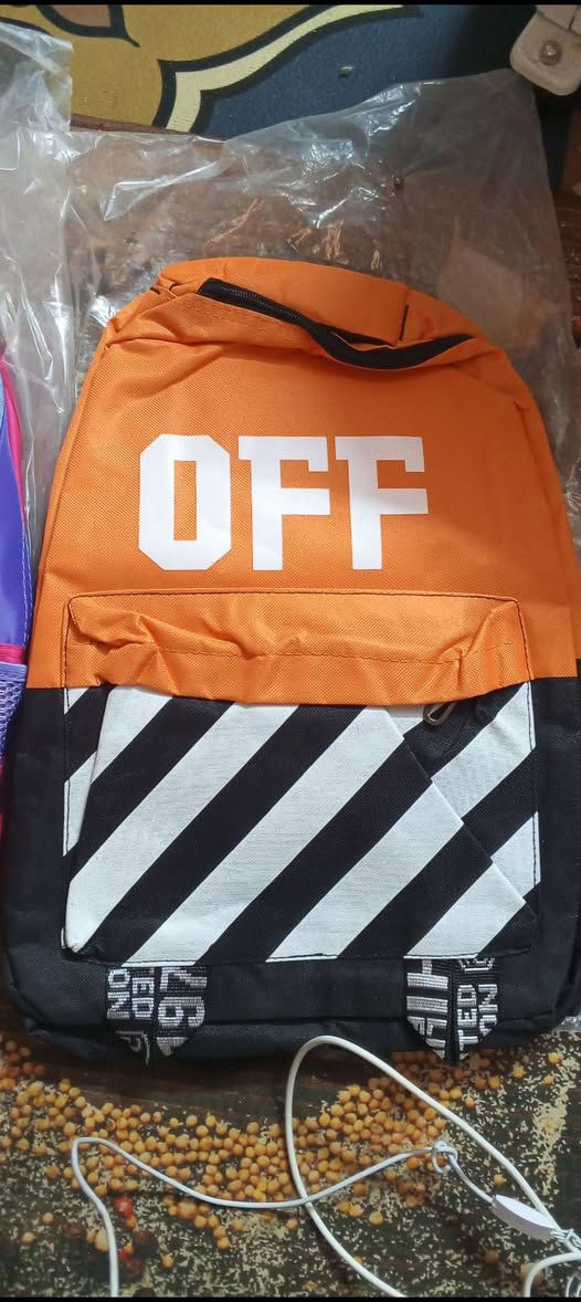 مرحبا جنط مدرسة جدد بالنايلون العدد 2
سعر الوحدة 2الفين


**إذا كنت صاحب هذا الإعلان وتريد حذفه لأي سبب، رجاءا أرسل رسالة إلى الدعم الفني**