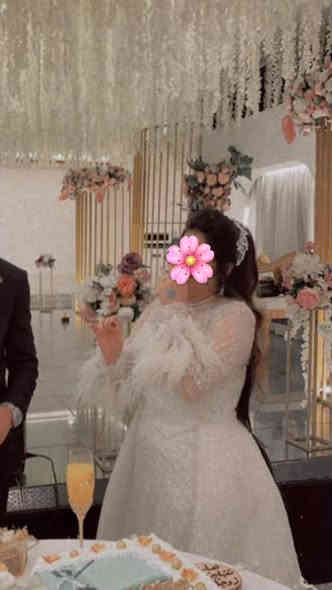 بيع فستان يرهم للزفاف او العقد السعر فقط ٢٠٠ وبيه مجال اني ماخذته ب ٥٠٠ استخدام فقط ساعتين للتواصل *********** يلبس كل القياسات فري
