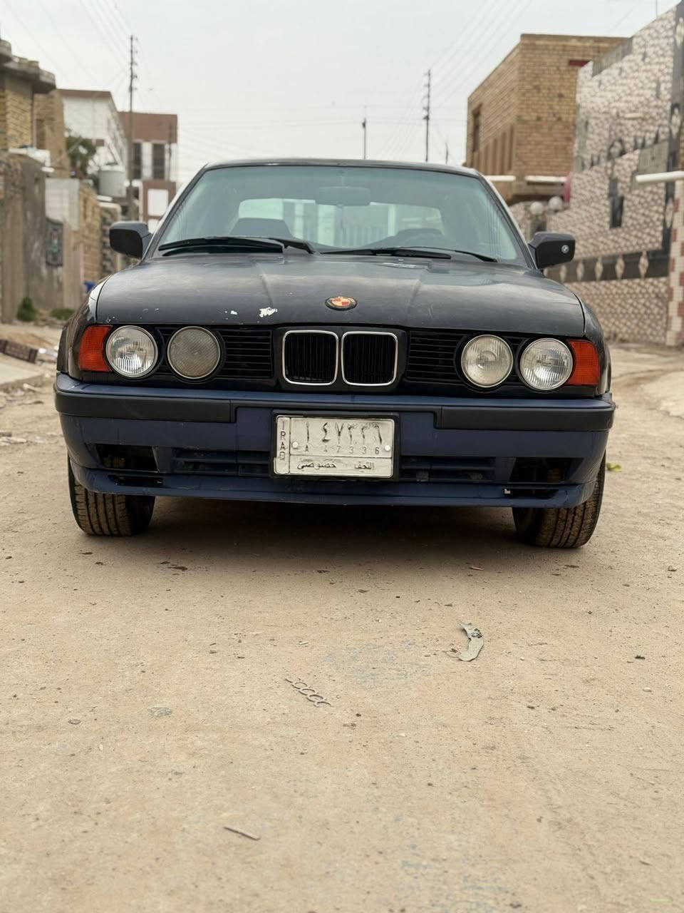 السلام عليكم
سياره بي ام دبليو 
موديل 89 
گير تو ماتيك 
سنويه نافذه لـ27 
مكينه وگير في فيتي 
مكفولات كفاله عامه 
حداديه نضيفه 
كهربائيات كلها شغاله 
تحويل ثاني يوم 
رقم نجف السياره راعيها بلبصره 
مشروع وطني 
الشراي يراسل واتساب او يتصل ما ارد ع تعاليق لانو ما متواجد بلفيس بوك  
العنوان بصره قضاء المدينه بني منصور 
رقم الهاتف ***********
