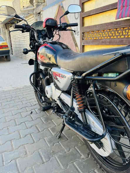 السلام عليكم دراجه بوكسر جبلي 2023 الدراجه حلوه ونظيفه مامشتغله هواي دلڤري ، السعر 2200 وبيها مجال وشرط التحويل 
***********
