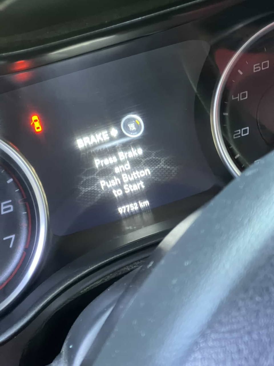 Sxt 2020 محدث وايد بدي شغل الامارات 
السيارة جديدة كلش ما ناقصهة برغي كلشي واضح كبالك 
السيارة كلين بدون ضربة كلير بالجاملغ الخلفي 
سعر 245 والشراي بي خير ويدلل 
***********
