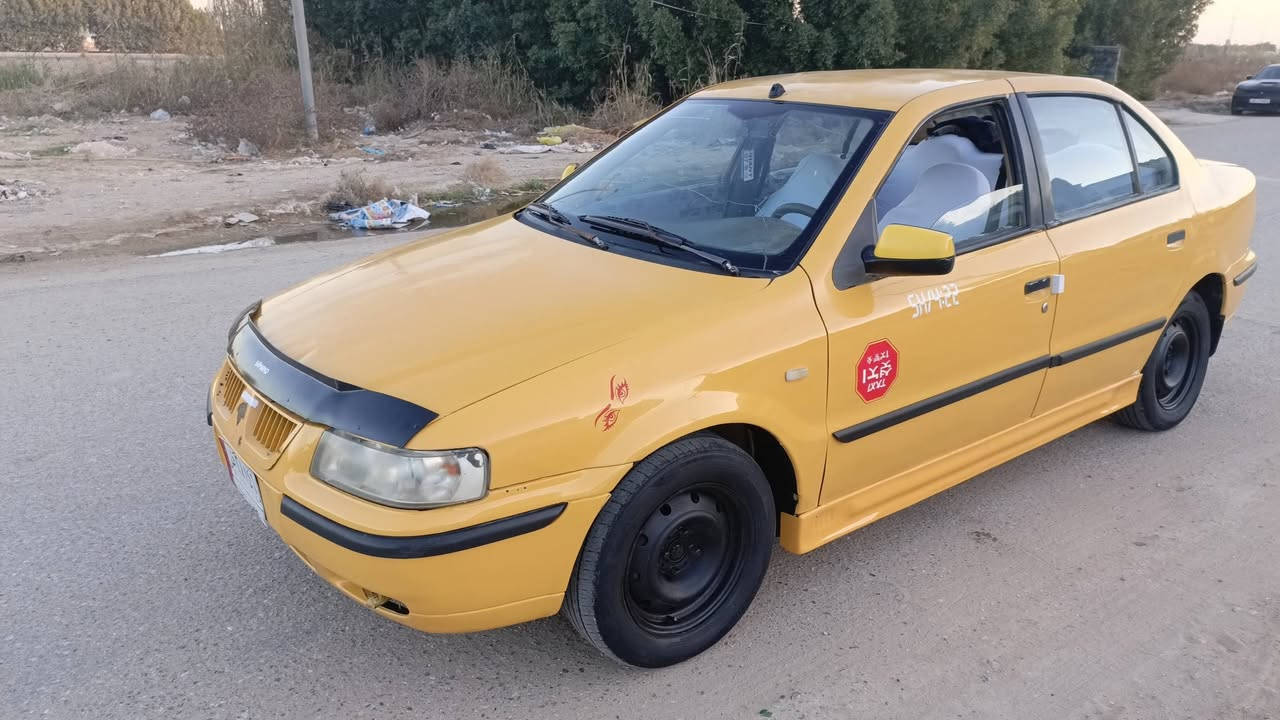 سلام عليكم سمند لبيع موديل 11 رقم بغداد مصفره هيئه وغرامات مكينه وكير مكفولات خير من الله تحويل مباشر 
السياره مكفوله من الظربه السعر 30 وبيه مجال 
عنوان بابل سكندريه ***********
