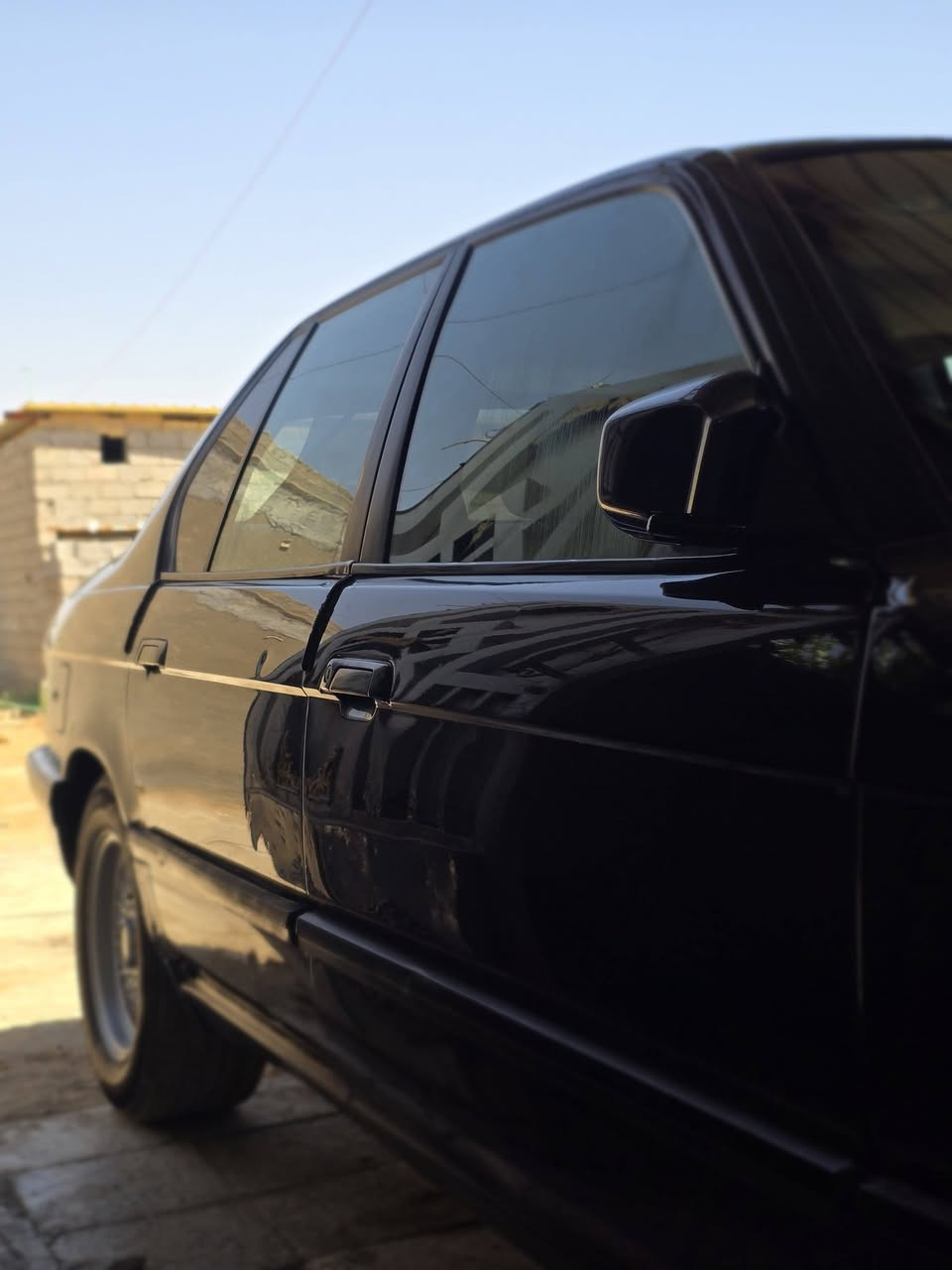 730iاصل.
***********
رقم بغداد 
مكاني واسط عزيزيه 
مكينه وكير فول 
***********
مراوس بسياره احدث 
او بيع  تواصل تصل وتدلل 
بلادي سياره كهربائيات بلادي
تبريد  ثلج 
6 مو 8
