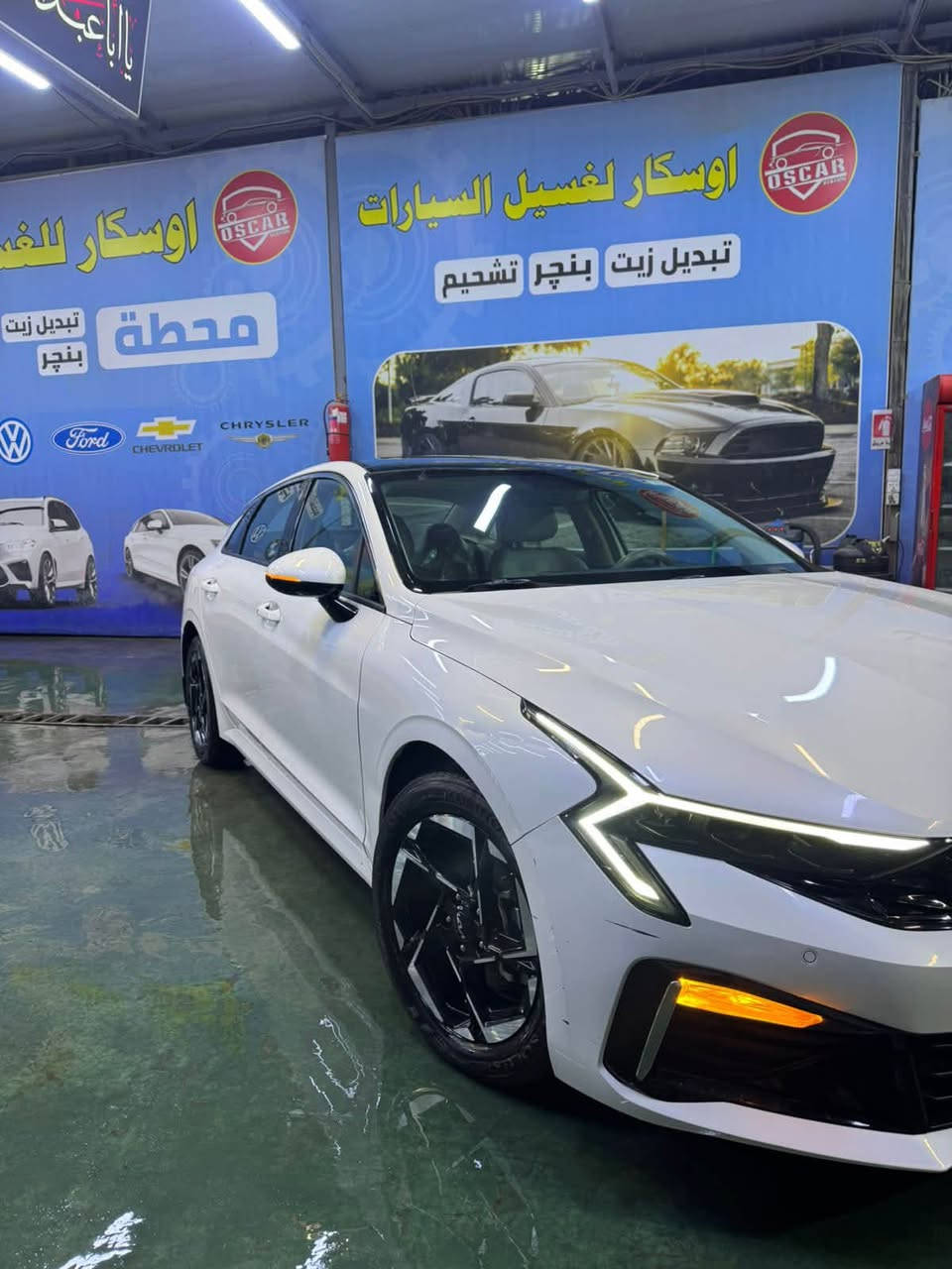 السلام عليكم
للبيع K5 2024 شكل 2025 خليجي 
فول مواصفات 🔥 185 $ وبيه مجال 

1-بنوراما بلكامل

2- بصمات عدد 4 (بصمة تشغيل وبصمة أبواب وبصمه جنطة)

3- كشنات جلد
4- تبريد بيانو
5- كامرة خلفي

6- أنظمة قيادة عدد 5

وبعد بيها مواصفات

رقم بغداد ابسمي 

محرك 2500 جتي لاين تنفس طبيعي 

ماشية46 الف 
سيارة جديدة 

سيارة بيه حادث بسيط بدون لا شواصيً ولا لغد ولا ارباك ابو ستوته شخطني 🔥🔥

السعر 185 $ وبيه مجال  

اي استفسار *********** 

مكان بغداد الاسكان
