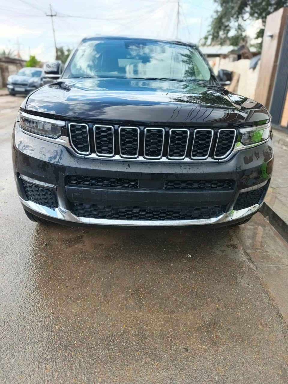 للبيع جيب كراند شيروكي الشكل الجديد ٢٣ كتاب شهداء ***********
السعر ٢٠٠
