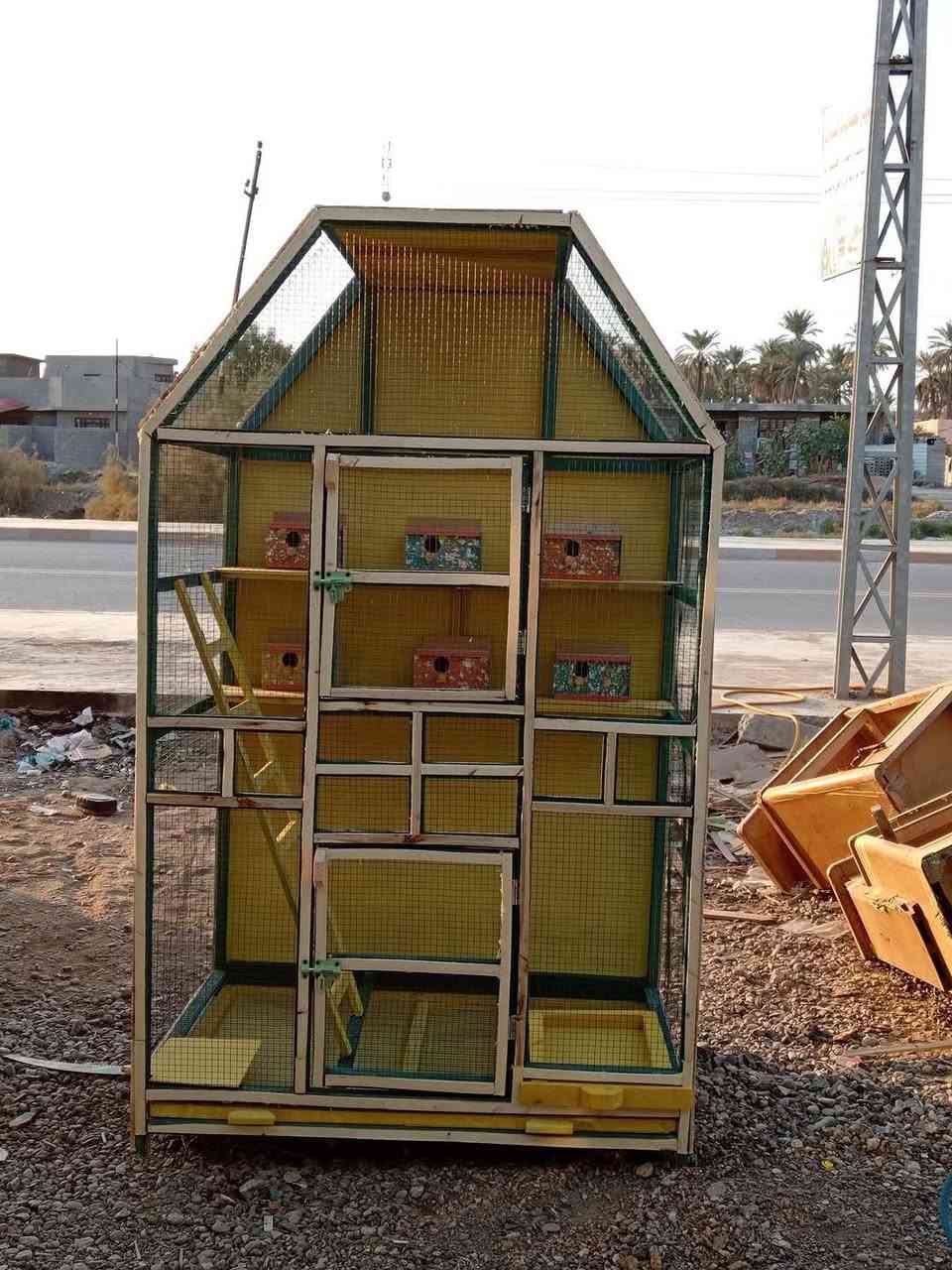 يتوفر في الورشه كافه اقفاص ومحميات طيور الزينه بكافه احجامه للحجز ادخول خاص وتحياتي لجميع


**إذا كنت صاحب هذا الإعلان وتريد حذفه لأي سبب، رجاءا أرسل رسالة إلى الدعم الفني**