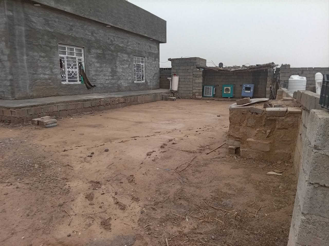 اخوان السلام عليكم بيت للبيع العنوان ديالى خان بني سعد شارع الدمن قريه عباده قرب الجامع
للتواصل ***********
