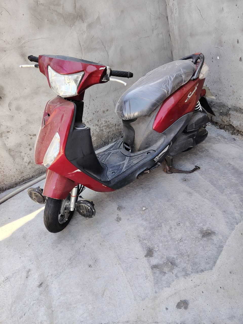 السلام عليكم دراجه للبيع ماكس منغولي حديث موديل 17 دراجه بالكرتونه***********
