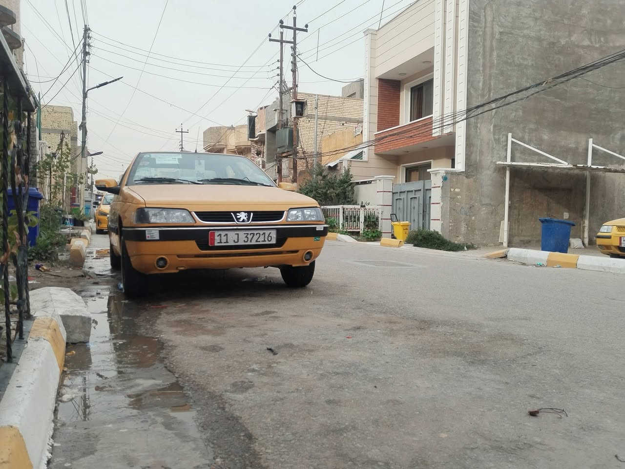 لميس ٢٠١٥
السيارة مدوشمة تخم تاير
مكينةكير حدادية مكفولات
هيئة مصفرةسنوية لل٢٧
تبريد ثلج
لا ضربه ولا صبغ
ميكانيك خير من الله
السعر ٤٢
بغداد الزعفرانية
للتواصل ***********
