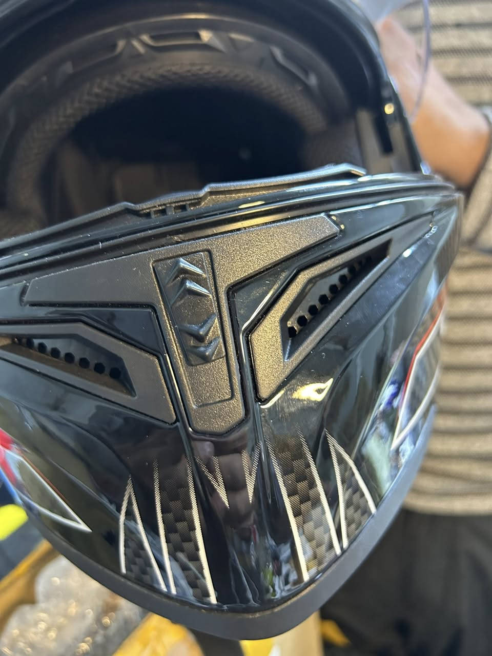 خوذه جديده. فتحات تهويه مناظر شمسيه فج قلاب.  لتفيده ينطي سعر. وادزهه اله. بدون كسران فدوه لكلبكم


**إذا كنت صاحب هذا الإعلان وتريد حذفه لأي سبب، رجاءا أرسل رسالة إلى الدعم الفني**