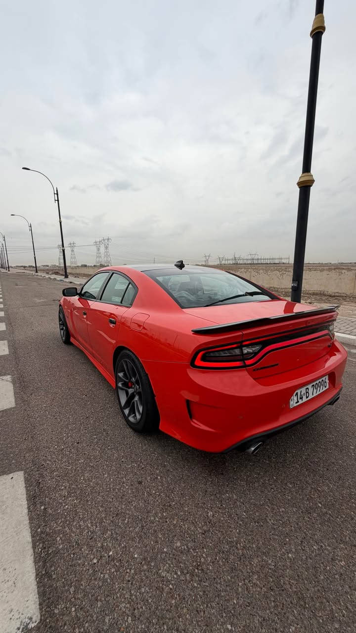 جارجر 2022 اصل Rt محرك 5700 لون برتقالي مميز
تقرير مياه امطار بس شرط قطرة ماي ما داخله الها وحتى فيوز ممبدل بيها شرط الفحص 
السياره رقم بصره مميز بأسمي 
كفاله عامه حتى من الزلغ حتى الدعاميات كفاله
مغلفه نانو PPF بالكامل
كفاله كير  ومحرك وأكسل حتى الحداده كفاله
السياره ستوك حجر بيئه بلاد دبات سود بلاد
المواصفات rt سوبر تراك باك شاشه كبيره 
كامره خلفيه حساسات خلفيه
السياره جاهزه من كلشي وع البلاد 
ماشيه 52 الف 
السياره جديده بمعنى الكلمه 
للبيع او مراوس حسب القناعه مكان السياره بصره
للاستفسار خاص او واتساب *********** Singapore
