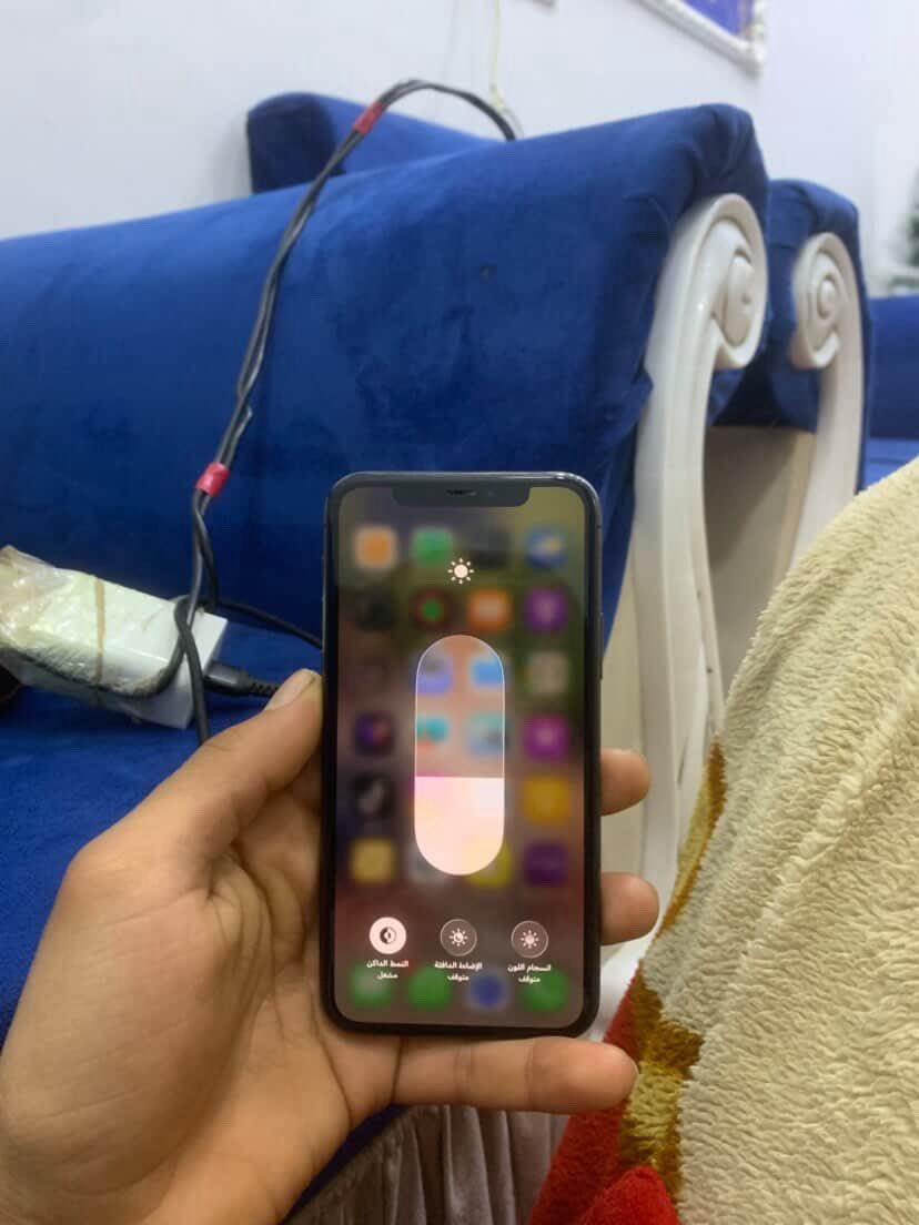 ١١برو مكفول جهاز وتر برو مداخل صيانه ابد فقط الضهر مكسور الذاكره ٢٥٦ جهاز نضيف كلش نسبه البطاريه ٧٤ 
الجهاز نضافته ٩٠بل١٠٠


**إذا كنت صاحب هذا الإعلان وتريد حذفه لأي سبب، رجاءا أرسل رسالة إلى الدعم الفني**