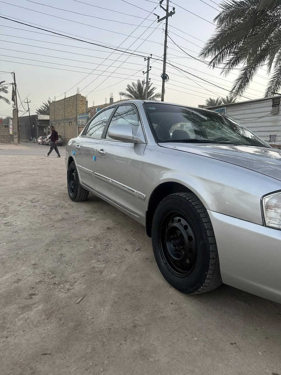 من رخصت لادمن المحترم كية اوبتما موديل/2005 وارد خليجي بدون حادث مكينة وكير بلادي /4 سلندر حدادية جديدة تخم 
تاير صبغ عام الي الجمالية اثر جرد بسمي اني مالك 
جاهز من كلشي عنوان سيارة في بابل 
السعر 65
***********
