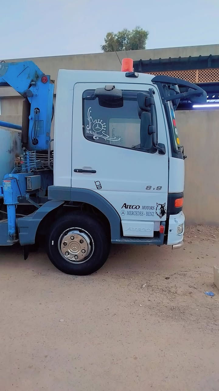 كرين اتيكو شمعة للبيع محرك كير شرط مويل 2002 عنوان كركوك *********** اسيا ***********
