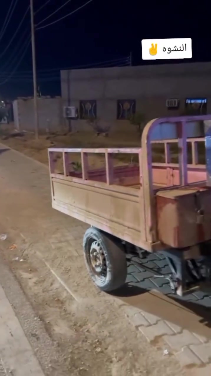 لستوته البيع اوراق محرج تواشاده مديل 18ما ناقصهه شي السعر مليون 300 وانه خادم الشرايه ابصره الگرنه الرقم ***********
