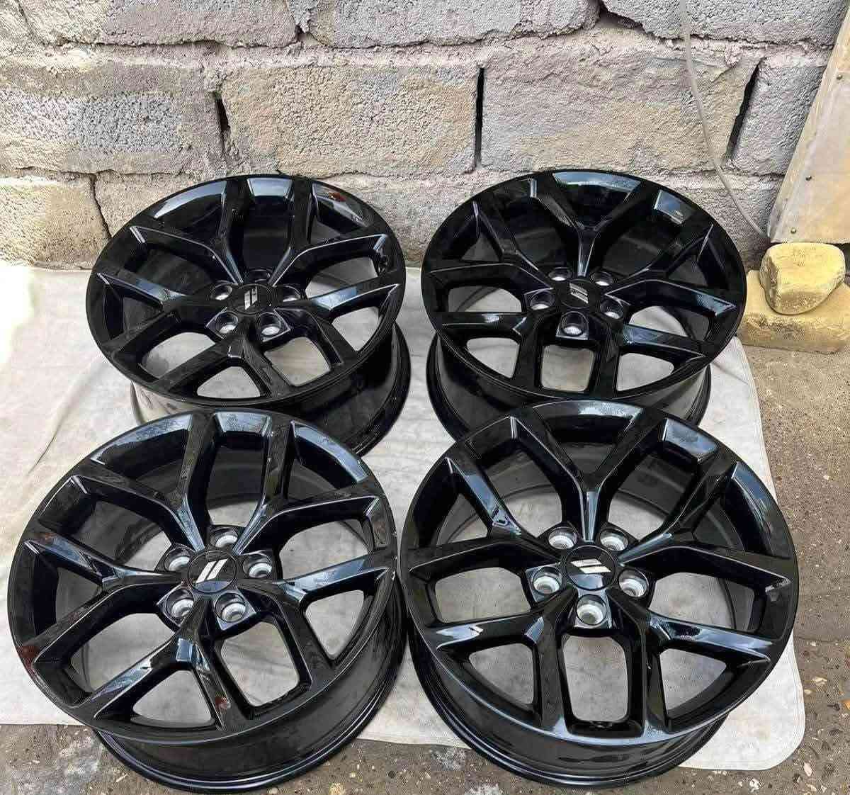 ويل جارجر GT 20
ويل جارجر 20 GT نضيف ويا تخم تاير مراوس بويل نفس الي بالصورة بويل 18 شرط اله اسود 
***********
