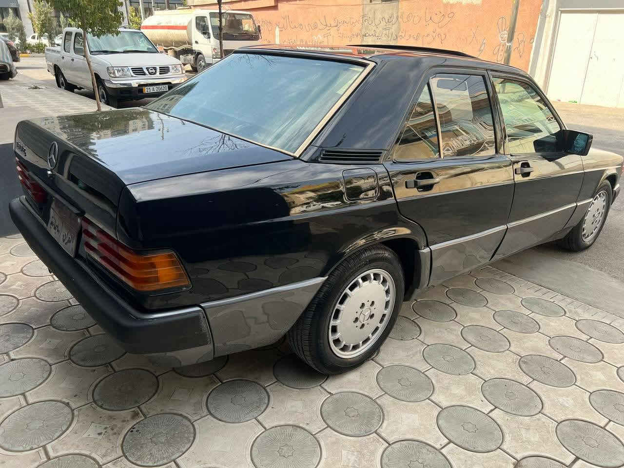 مارسدس طيارين موديل 1991 بدون دعم قواعد دبلات سليمه مصبوغه لجماليه رقم سليمانيه تحويل وغرامه بشرط مكان سياره سليمانيه اي استفسار ***********
