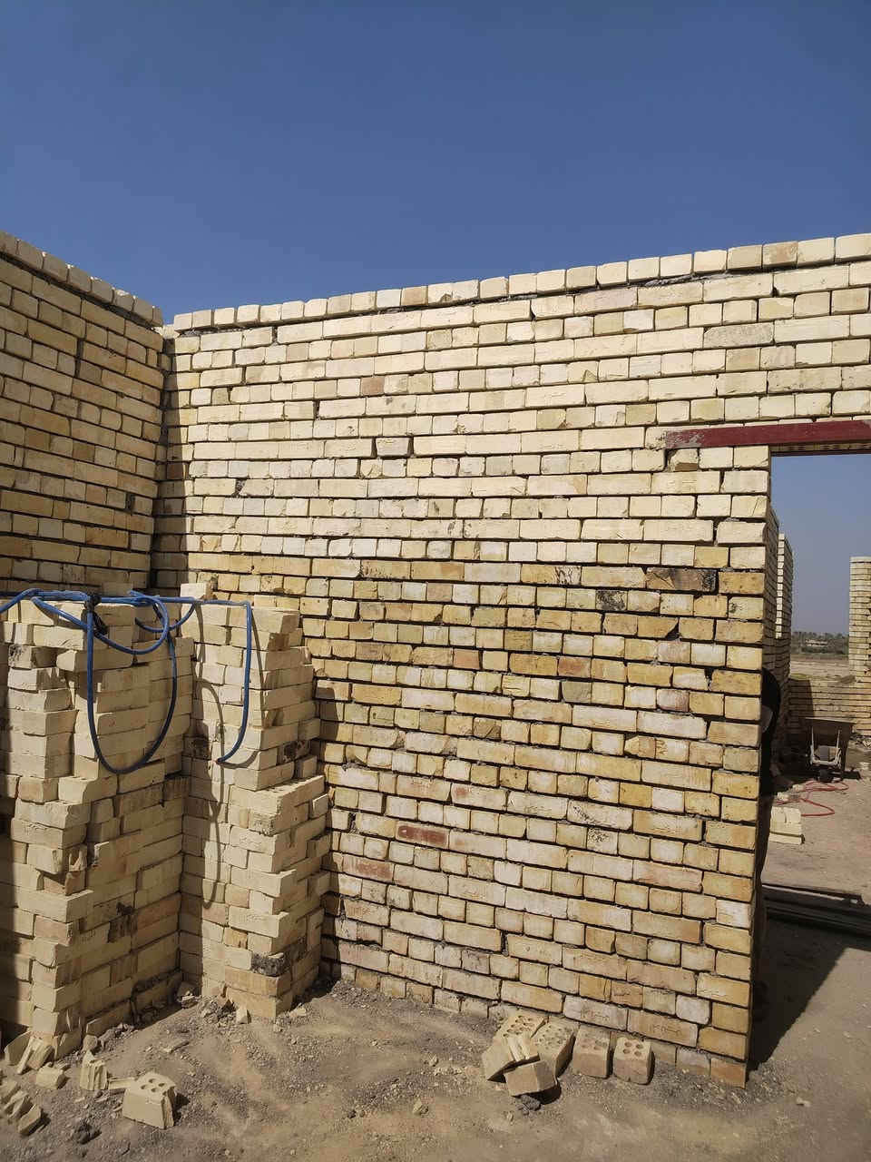 خلفة بناء متفرق حالين وتطبيك فرشي تواصل خاص او ***********  شغل وزن مظبوط  اخذ ١٠٠ ميتر مليون ونص و٢٠٠   مليونين ٧٥٠
