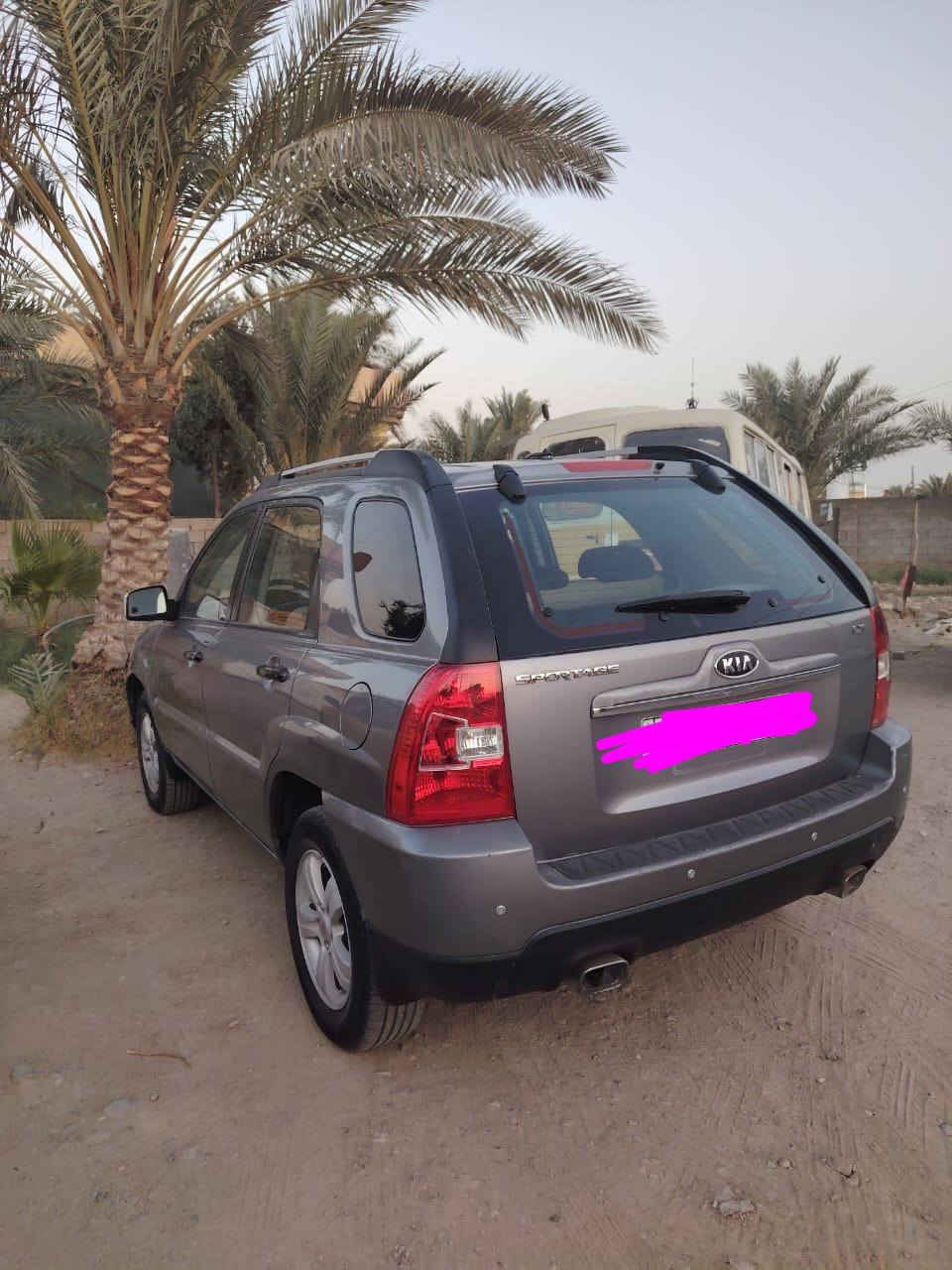 بسم الله الرحمن الرحيم
السلام عليكم سياره سبورتج 2009 وارد امريكي رقم بغداد دولي 
سياره بيهه قطعتين صبغ وجراد بلقماره والچاملغ الايسر مبدل 
سياره غير هذول مكفوله كير مكينه حداديه كولشي مكفول 
السعر 110 وبيهه مجال 
العنوان بغداد مدينة الصدر 
***********
