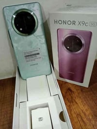 جهاز هونر X9C  للبيع  فقط  ذاكره  256.  العشوائي 12  جهاز نظيف مكاني ب...