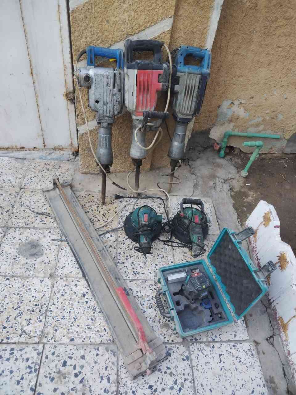 للبيع قيم وخذ بيهن يشتغلن وبيهن عطل بسيط للاستفسار *********** ***********
الطيفيه حي السلام
