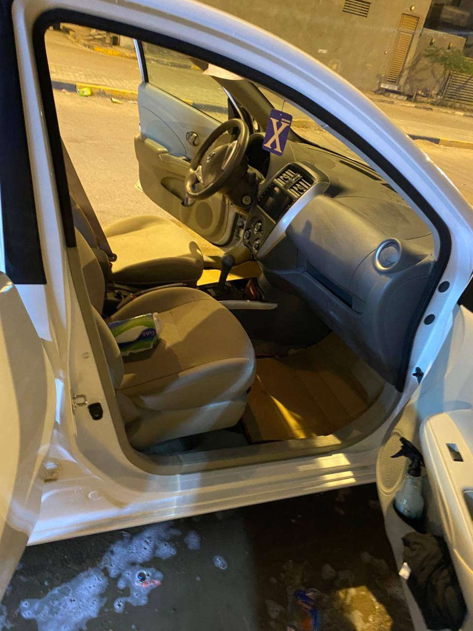 سيارة موديل25 مصري كفالة عامه ماعده
شخط واحدبل جاملغ الامامي ماشية 9000 سعر 132بصره هذا رقمي ***********
