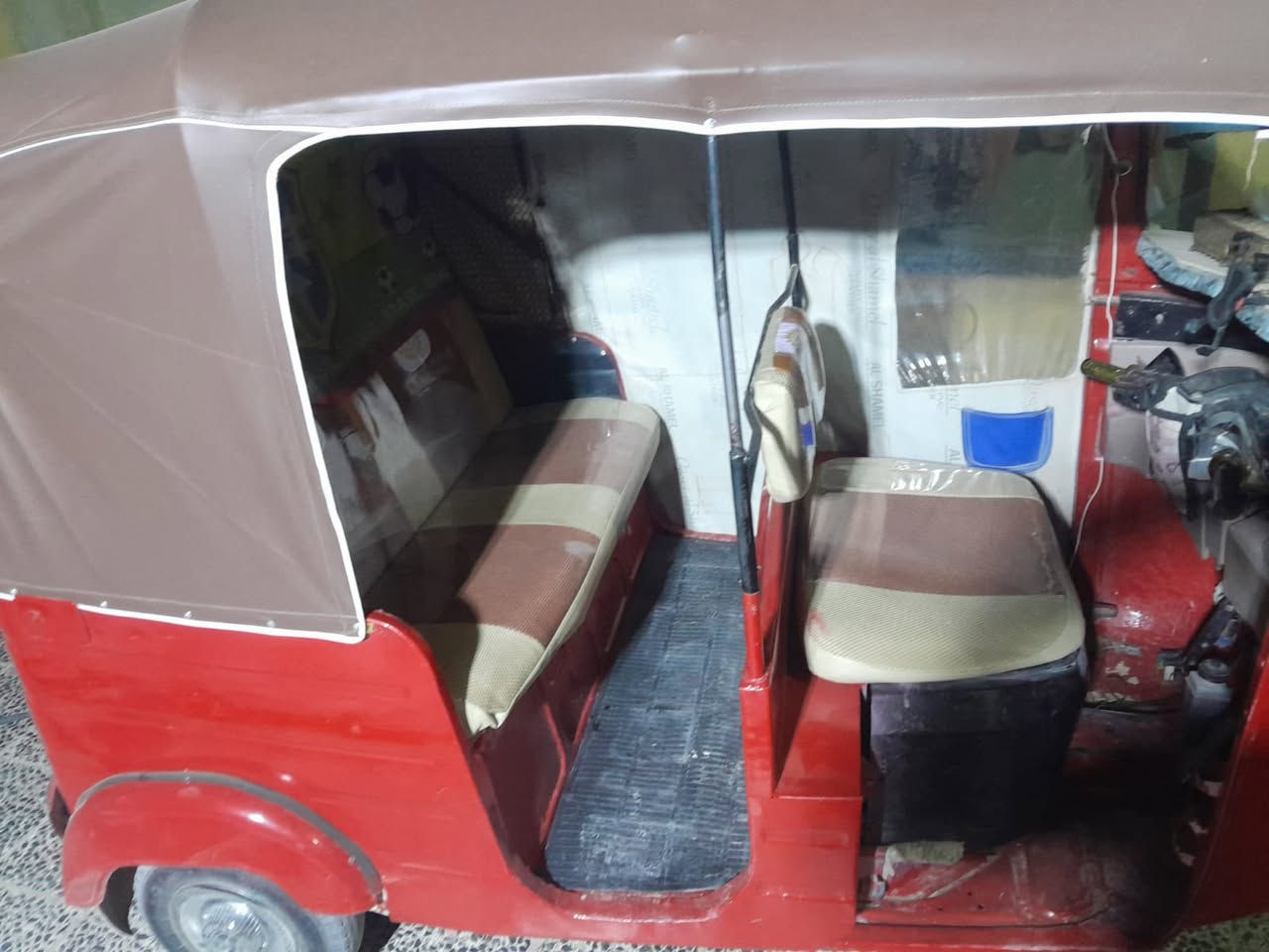 سلام عليكم تكتك ٢٠١٨
بشهر ١٠ سنويه ورقم ديالي نكليزي 
درسات. معمره 
بعفويه. يم. ابو درسي 
سعر ٤٧٥٠
*********** ممتواجد. ع فيس
