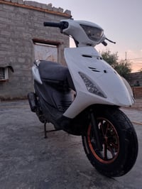 للبيع ادرس صيني نكره ويل رياضي تاير كدام جديد مابيها قطره دخان كهربايئ...