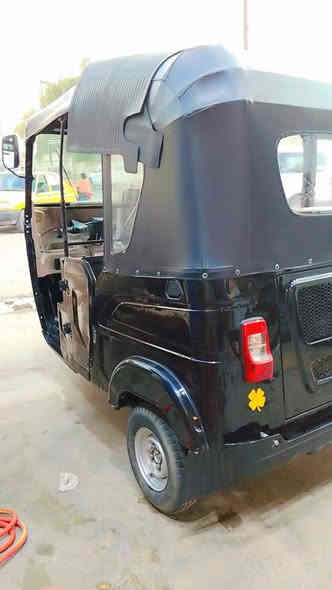 السلام عليكم 
تكتك 2022 أخت الجديدة بأسمي تحويل ثاني يوم ترايها مال زيرو بغداد الأمين  ارجوكم الموشراي لا يتصل السعر 10 مليون للتواصل ***********
