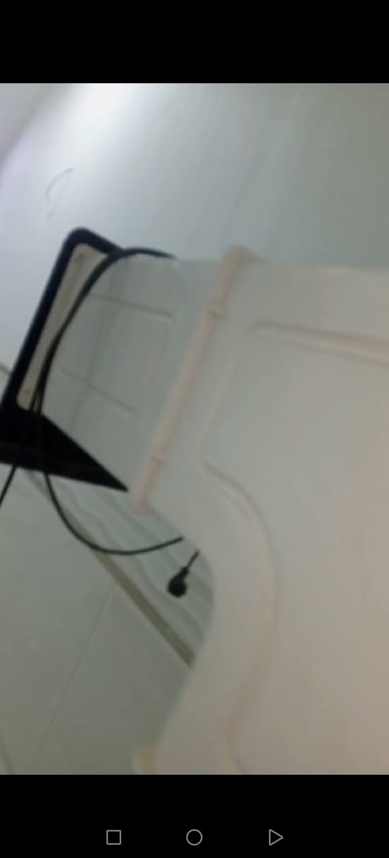 متاح مبرده للبيع استخدام قليل الصيفيه الراحت وعل كد الزوار نضيفه وشغاله مكاني القاسم
 الاستفسار ***********
