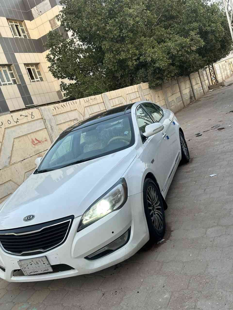 كيا كارنز خليجي سيارة فول فتح صبغ عام جماليه موديل 11 رقم بصره مكينه كير حداديه جاهزه من كلشي السعر 78 عنوان ميسان موبايل ***********. ***********
