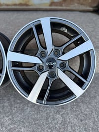 سيراتو • ١٫٥ • بصره