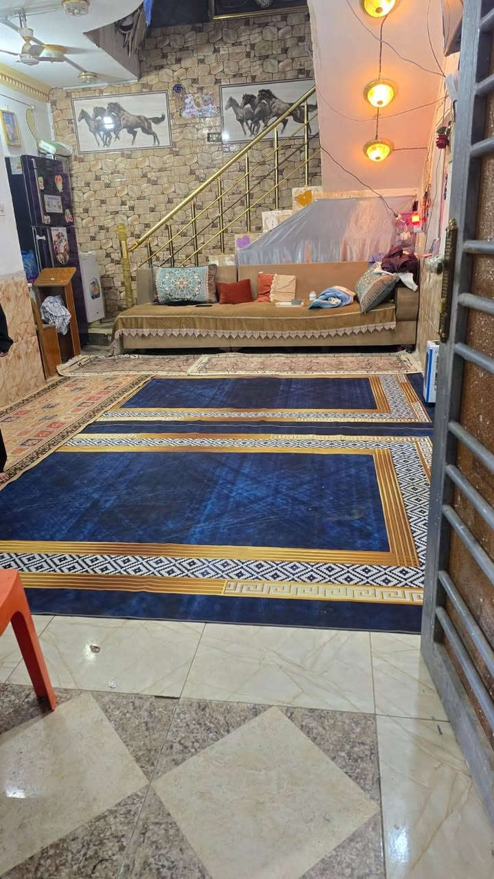 دار للبيع
صالحية موقع مميز ع اربع شوارع 
مساحة ١٠٠
طابقين 
للاستفسار 
***********
