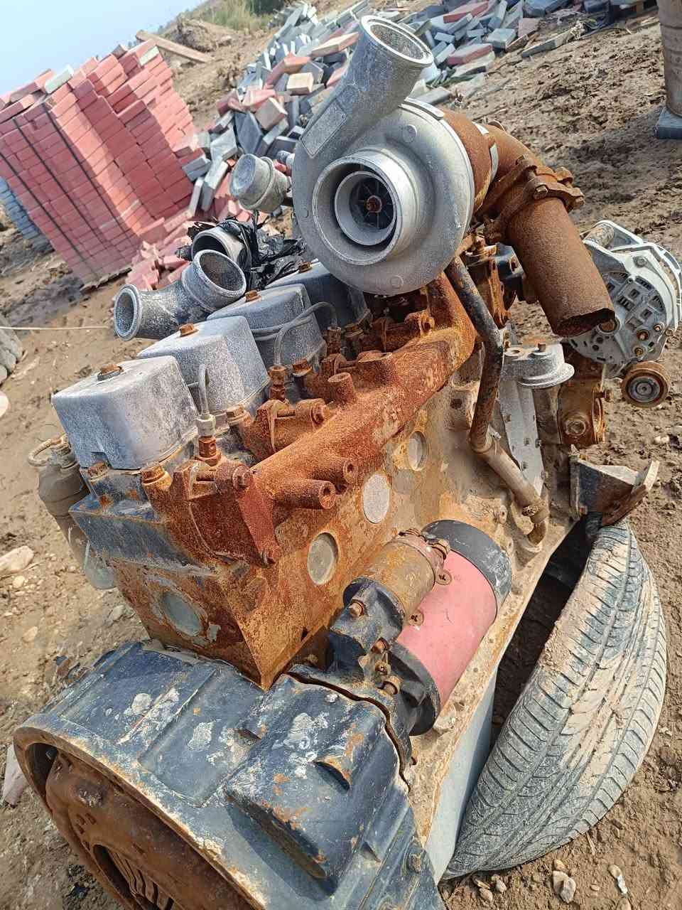 سلام عليكم محرك كمنز   للبيع  صاطر خانه وحده  محرك جاهز   ***********....… ***********
