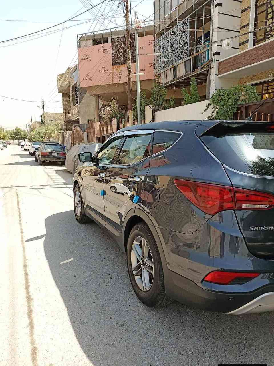 السلام عليكم .. 
للبيع فقط بدون مراوس ..
سنتافي 18 وارد امريكي فئة sport بدون ايرباك الضرر بالصندوق جوة الرقم  فقط السيارة ليبل واحد ماشية 80 ألف جاهزة مكينة تبريد ثلج صدر أمامي وخلفي نظيف تخم تاير باتري جديد
 رقم بغداد بسمي مكاني بغداد كفاءات السيدية
السعر 165 وبيها مجال للشراي 
السيارة على ايد وحدة ومستوردها 
للتواصل على الرقم ***********
 وبالتوفيق للجميع أن شاء الله.
