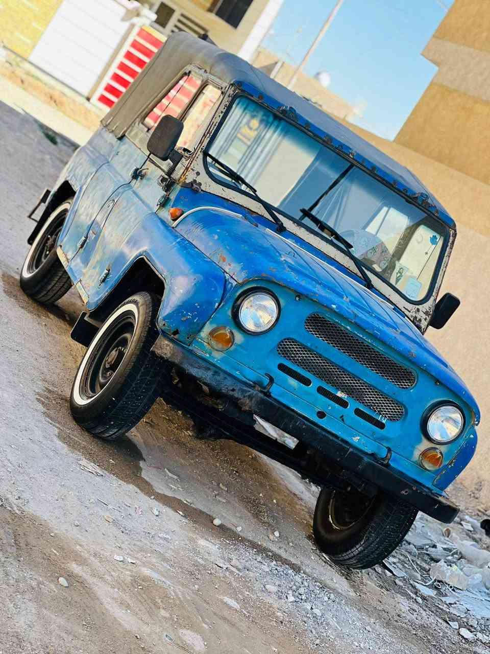 88البيع بدون كير مكينه حاويه شاصي دنكير اكسن روسي 2005جعمقه 2005تخم تاير جديد كهربائيات كله شغاله سيارة ما ناقصها شي كامله مكمله الشراي يتصل /***********
