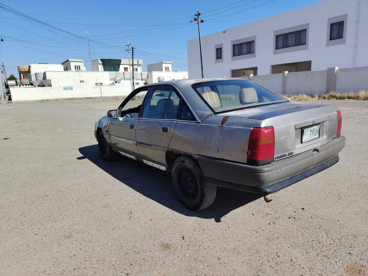اوبل اوميكا 1988 رقم نينوى فحص سنوية خضره محرك ٢٠ محور كابريته كورلا اقتصاديه ونشاط السعر ١٠ ويرهم مقدمه وبل شهر***********

