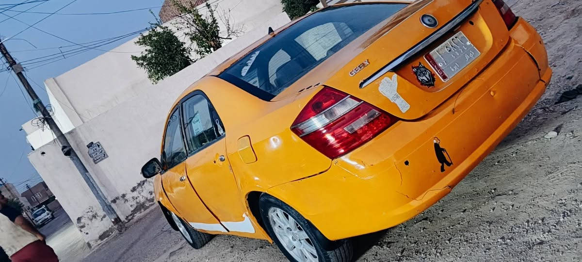 السلام عليكم ورحمه الله وبركاته ليفان موديل 13 الحجم 620 مكينه وكير بلادي مقفولات كهربائيات شغاله للبيع ومراوس شرط التحويل هيئه غرامات على المشتري سنويا نافذه بال 2017 سعر البيع 16 ورقه وبيها مجال بسيط مكاني بغداد رقم الهاتف ***********
