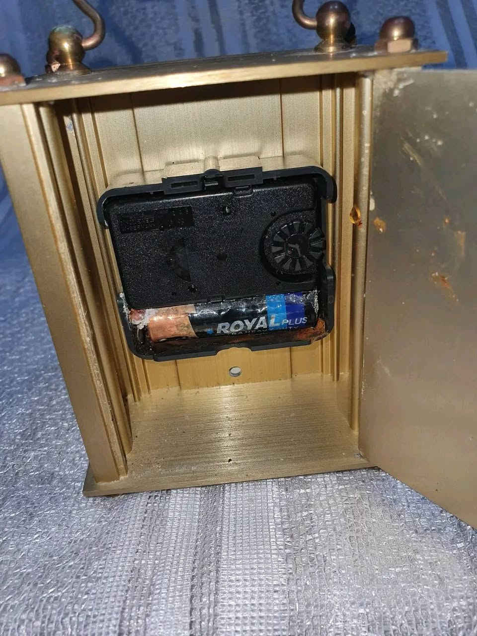 السلام عليكم ساعات للبيع الماني قديم سعر ساعه 15الف والهوكي توكي سعره عشر الاف مكاني بغداد


**إذا كنت صاحب هذا الإعلان وتريد حذفه لأي سبب، رجاءا أرسل رسالة إلى الدعم الفني**