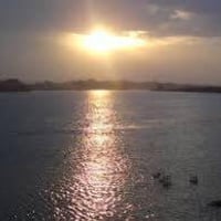 مزرعة للعوائل • شط دجلة • مسبح